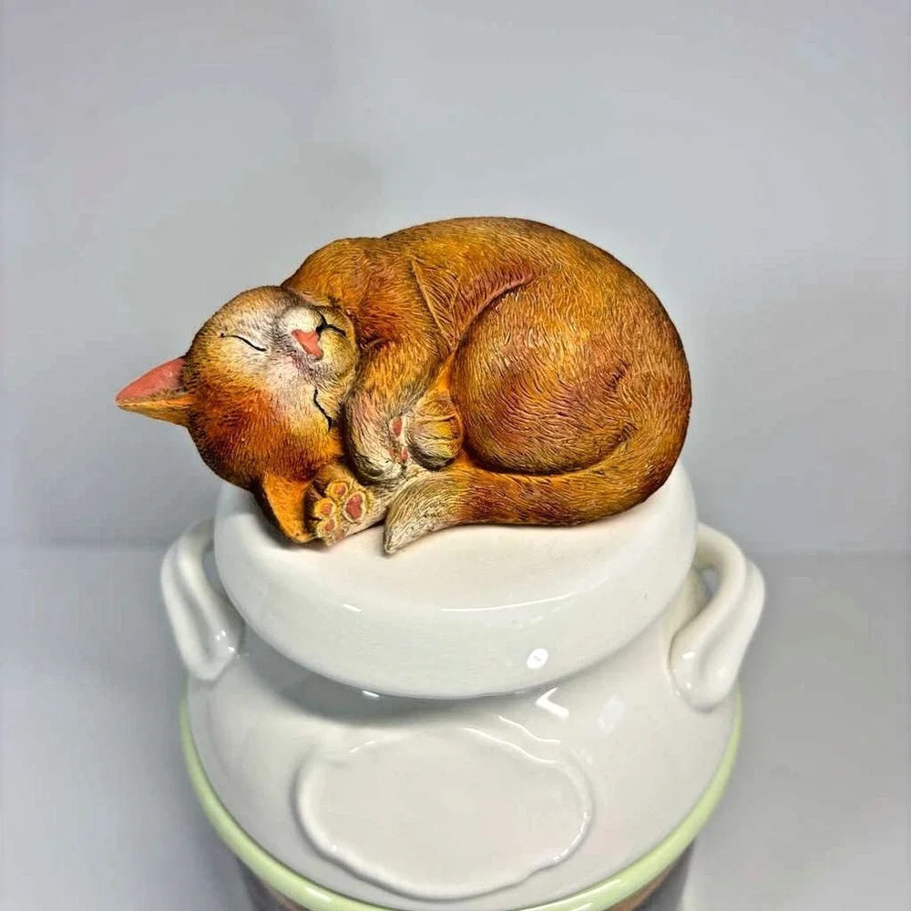 The Bradford Exchange Premier Edition 2017 Cozy Kitten Canister by Jurgen Scholz